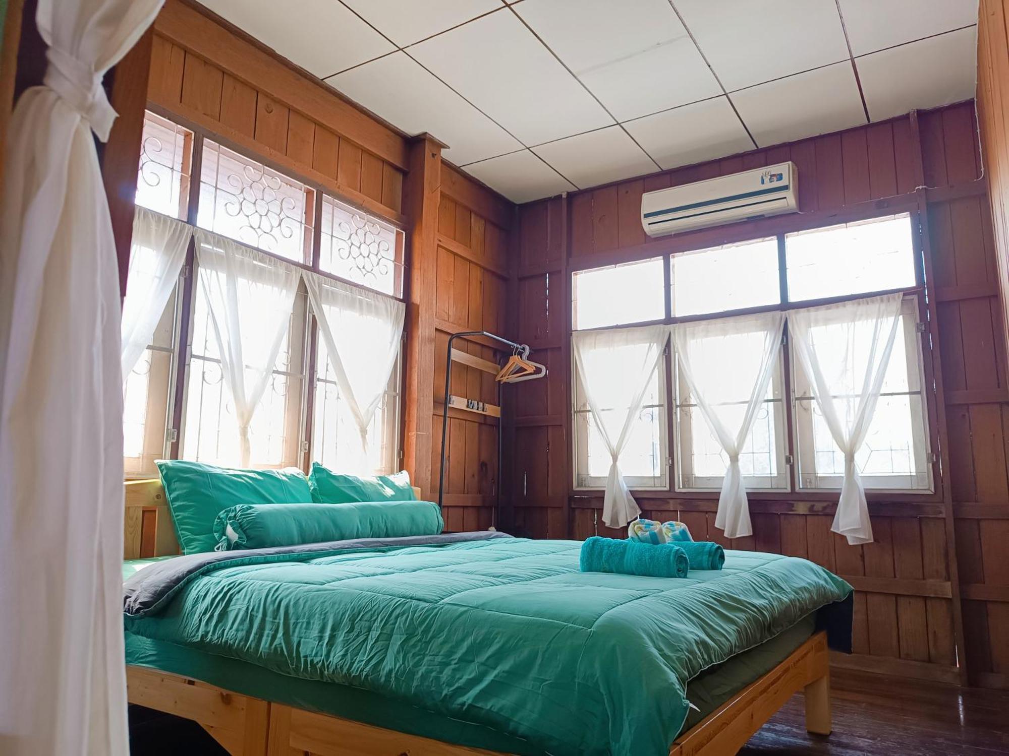 Pai Baan Homestay ปายบ้าน โฮมสเตย์ ถนนคนเดินปาย Eksteriør bilde
