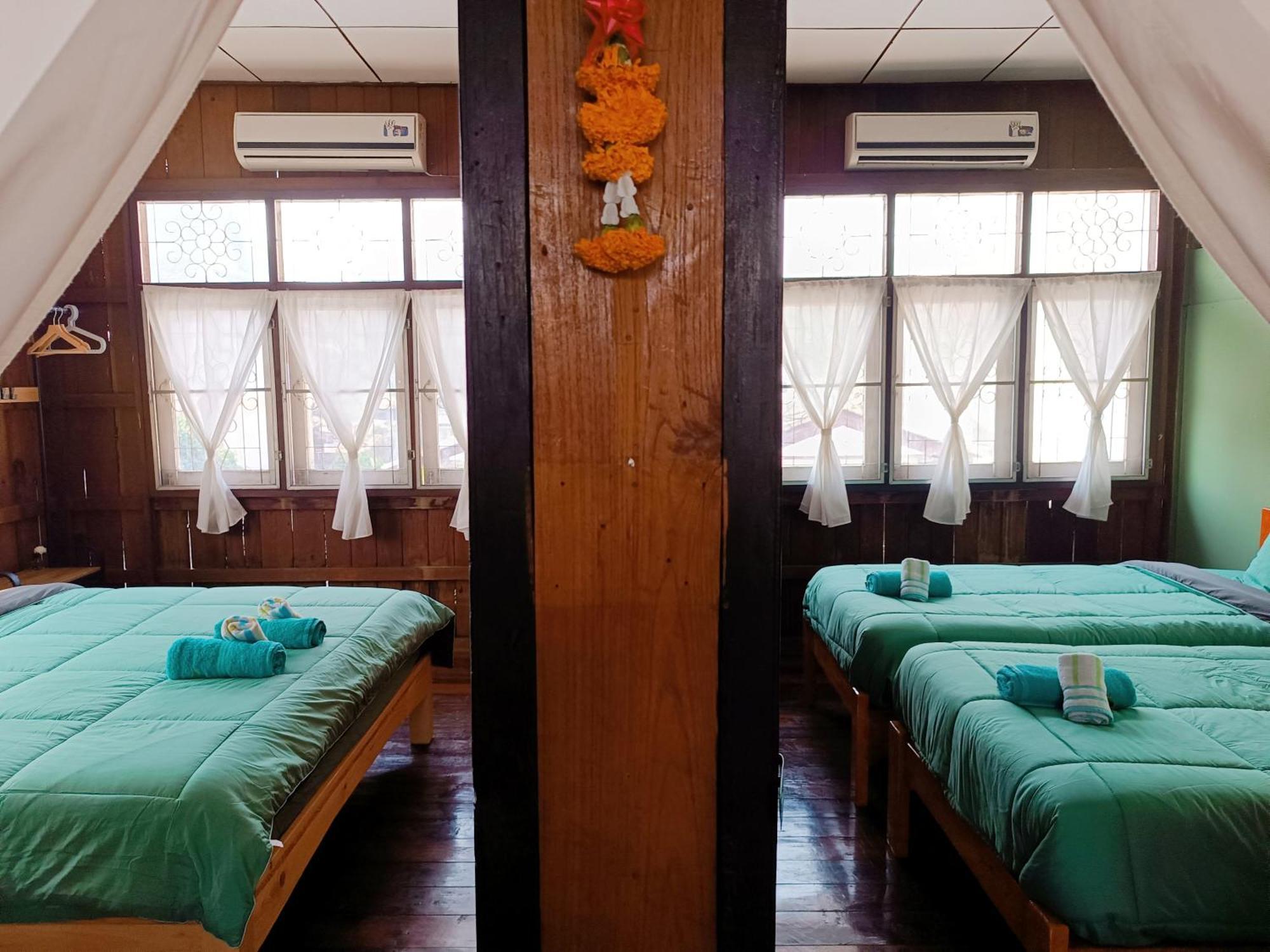 Pai Baan Homestay ปายบ้าน โฮมสเตย์ ถนนคนเดินปาย Eksteriør bilde